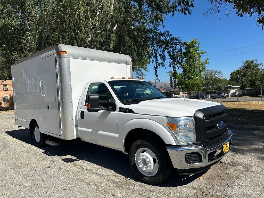 Ford F 350 Bestelwagens met open laadbak