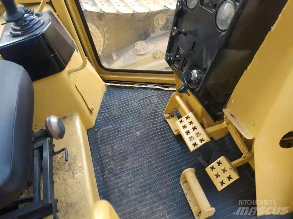 CAT D 5 M Rupsdozers