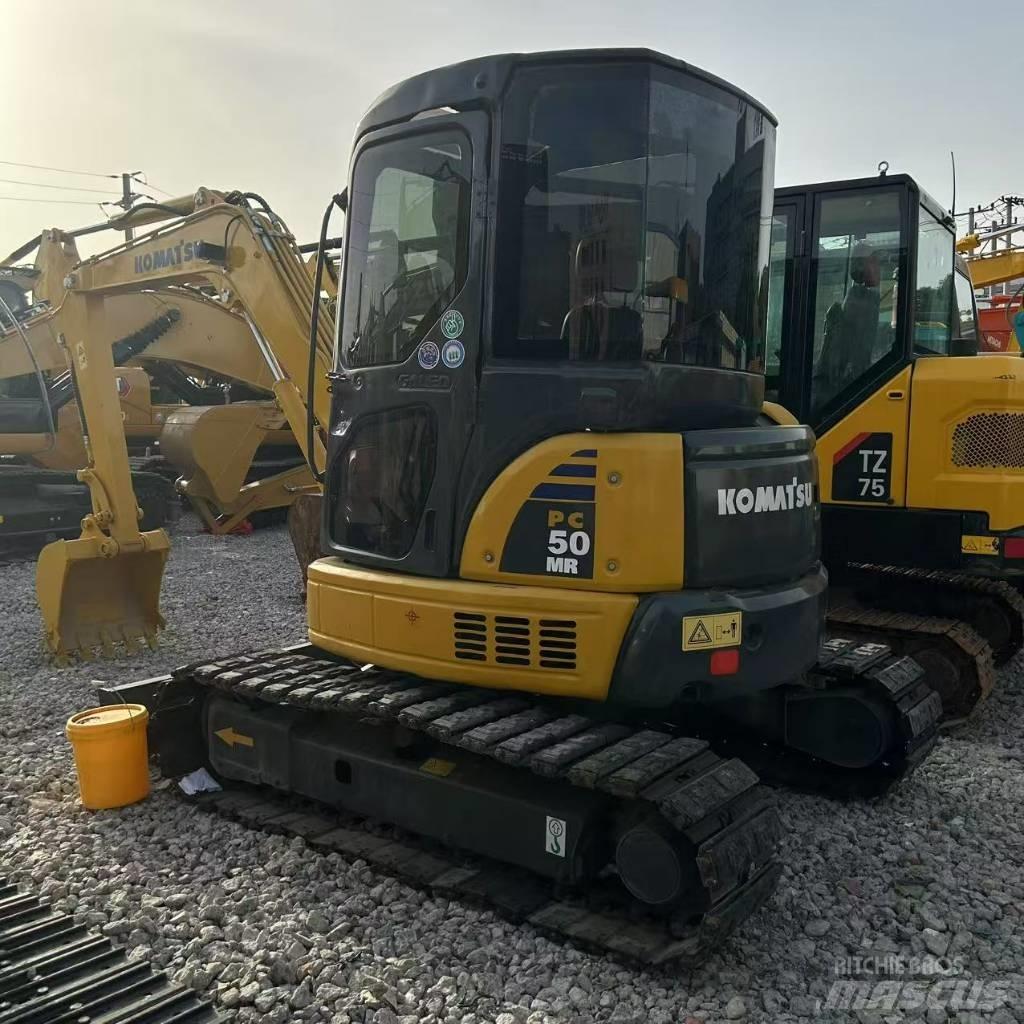 Komatsu 50-2 Rupsgraafmachines