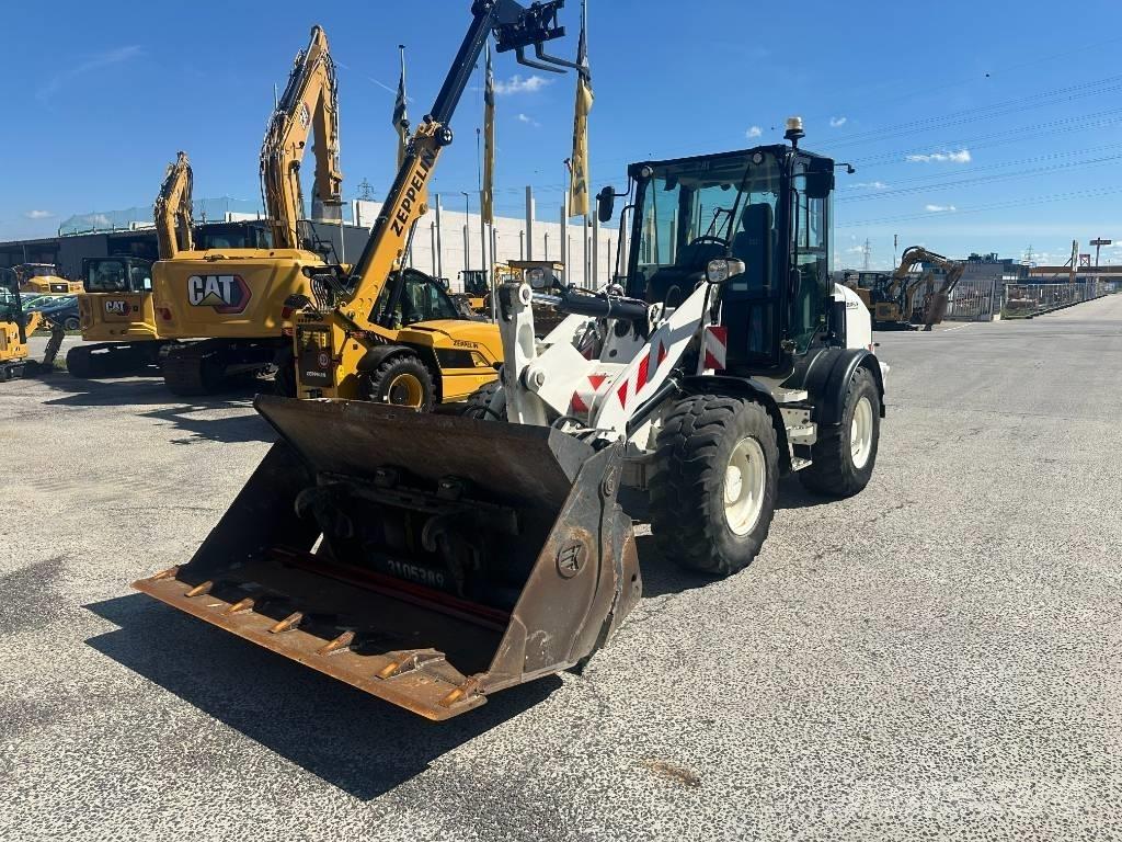 CAT 908 M Wielladers
