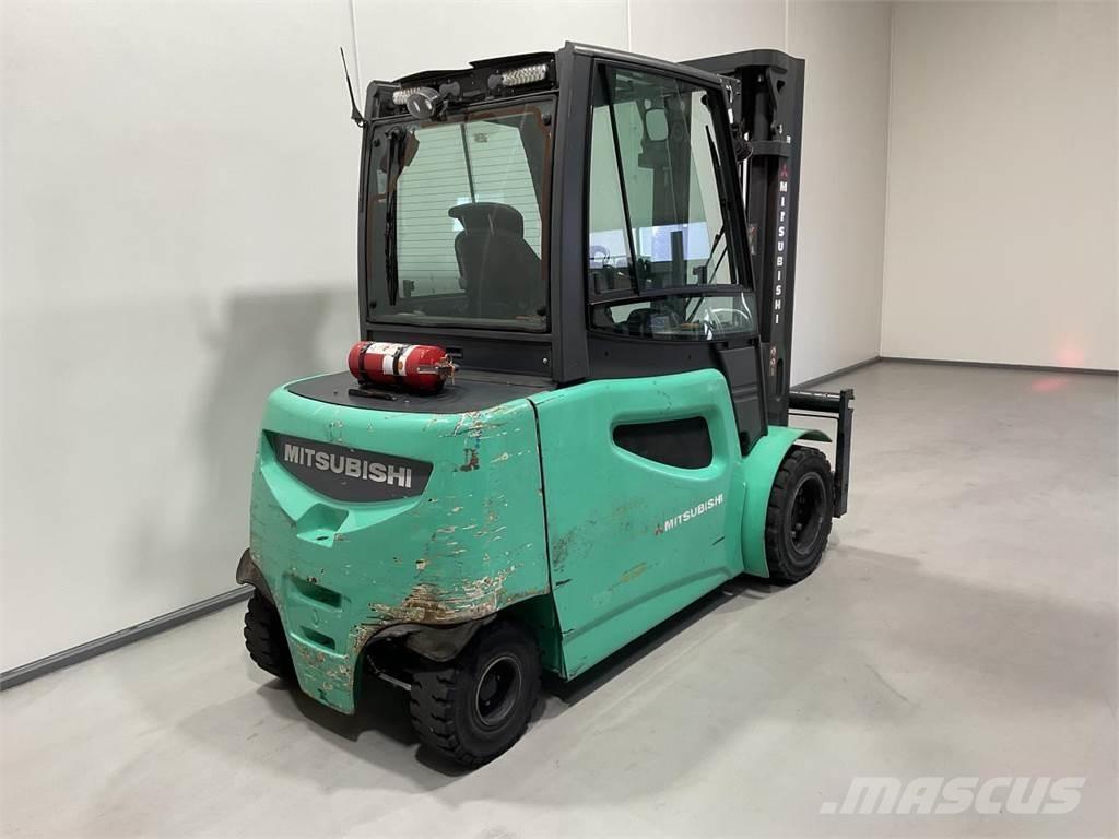Mitsubishi FB50-2 Elektrische heftrucks