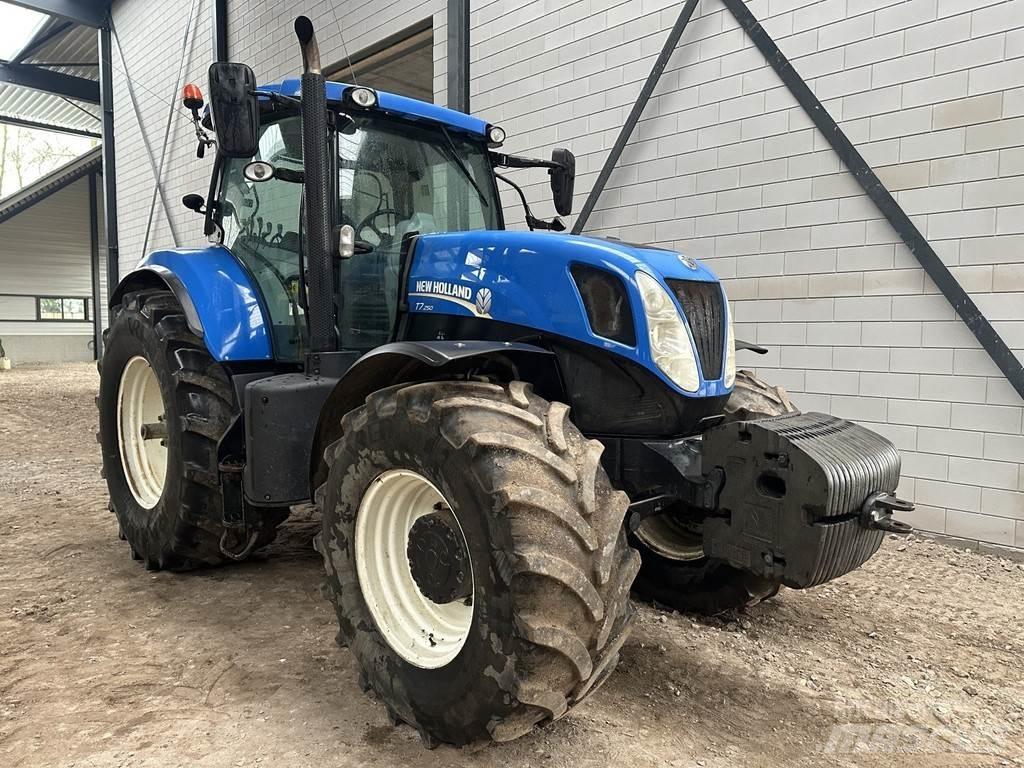 New Holland T7.250 Tractoren