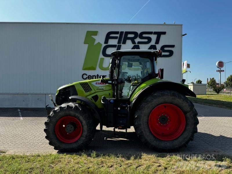 CLAAS AXION 870 Tractoren