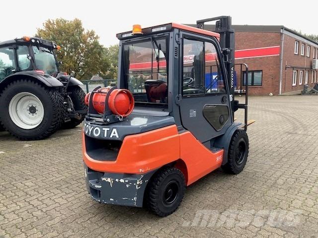 Toyota 02-8FGJF35 Landbouw - overige