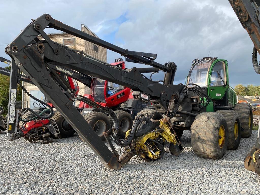 John Deere 1470 E Harvesters
