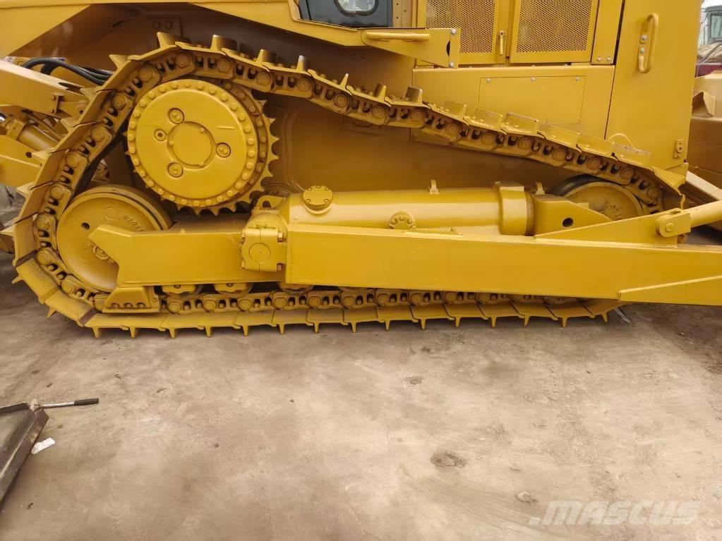 CAT D8 Rupsdozers