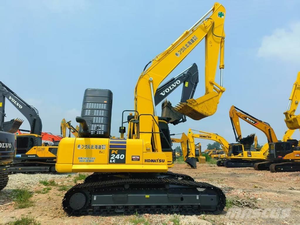 Komatsu PC 240-8 Rupsgraafmachines
