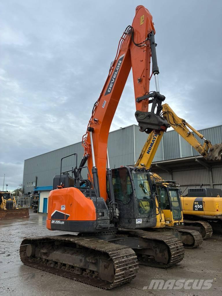 Develon DX235LCR-7 Rupsgraafmachines