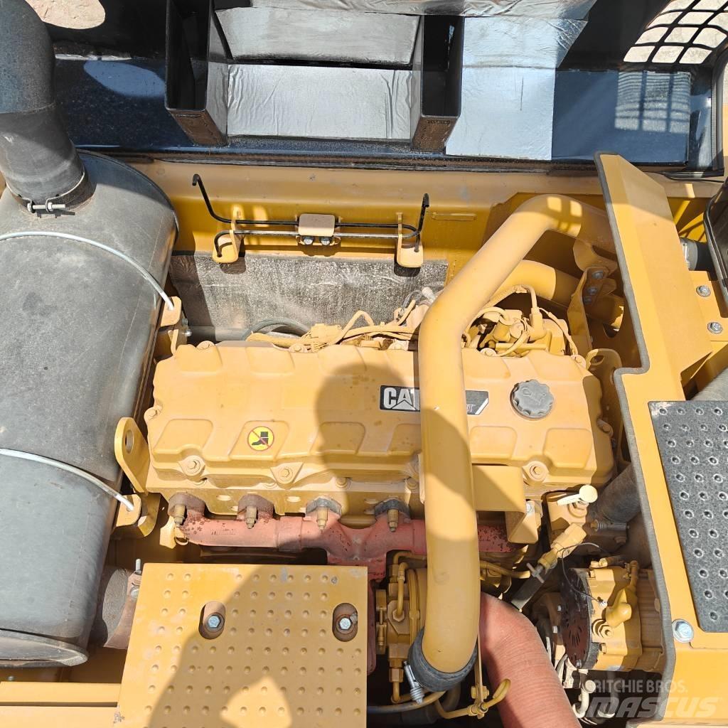 CAT 340 D L Rupsgraafmachines