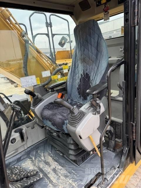 CAT 323 E Rupsgraafmachines