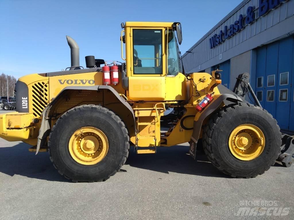 Volvo L 120 E Wielladers