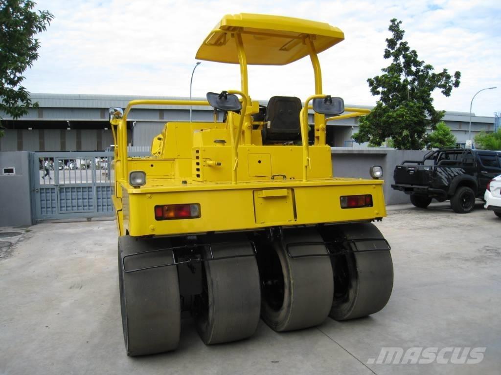 Sakai TZ 701 Bandenwalsen