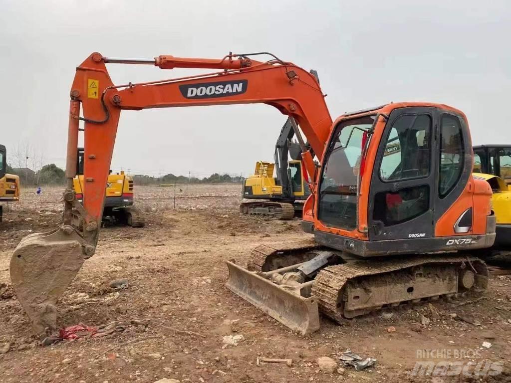 Doosan DX 75-9 C Rupsgraafmachines