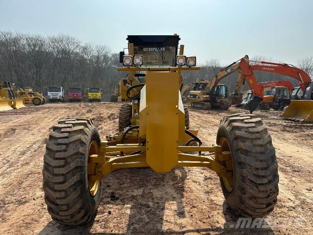 CAT 140H Graders