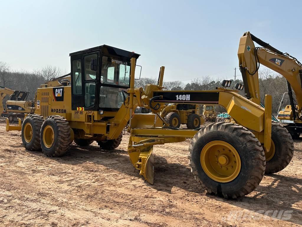 CAT 140H Graders