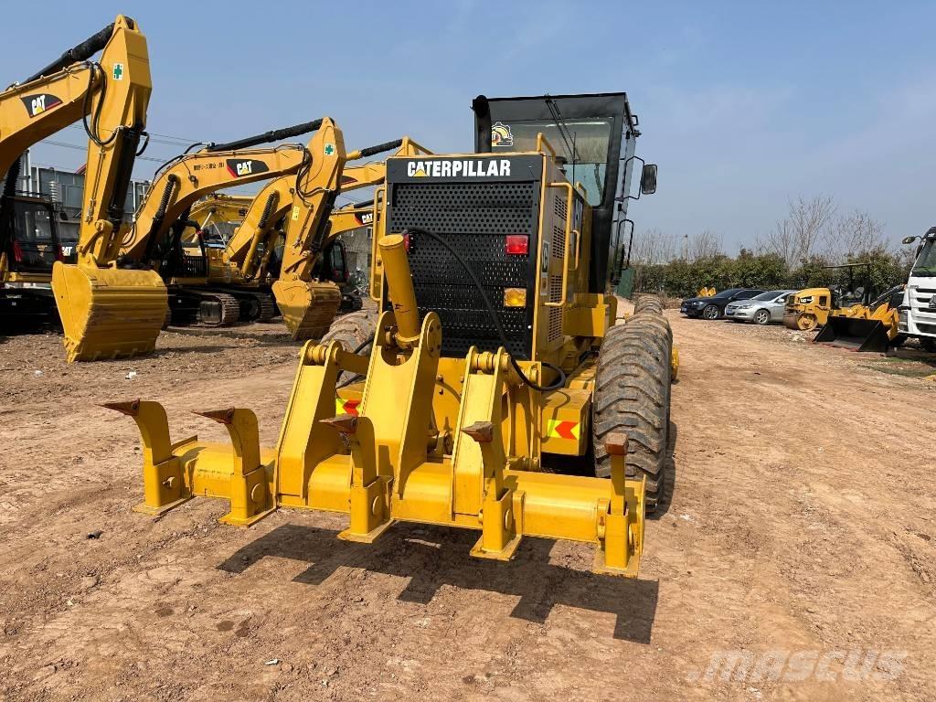 CAT 140H Graders