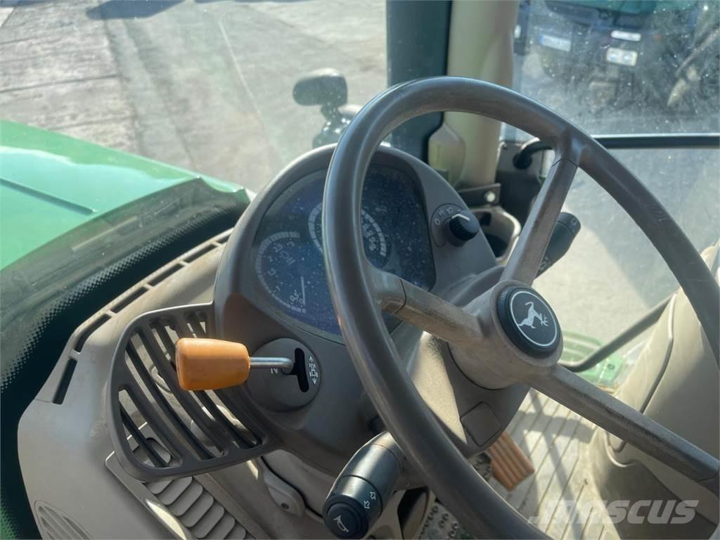 John Deere 6195 R Tractoren