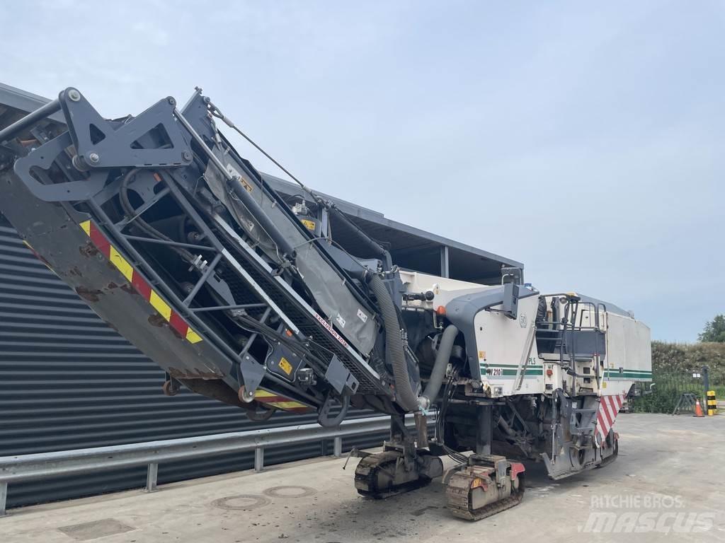 Wirtgen W 210 I Asfaltfrezen