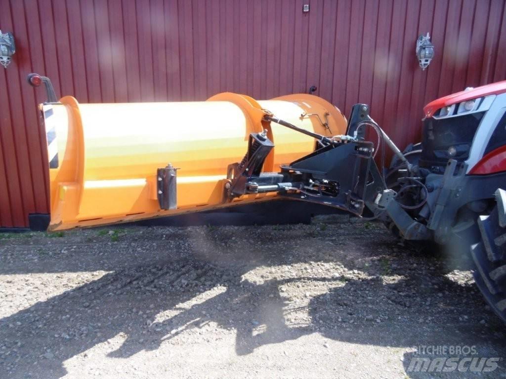 Massey Ferguson 7 S Tractoren
