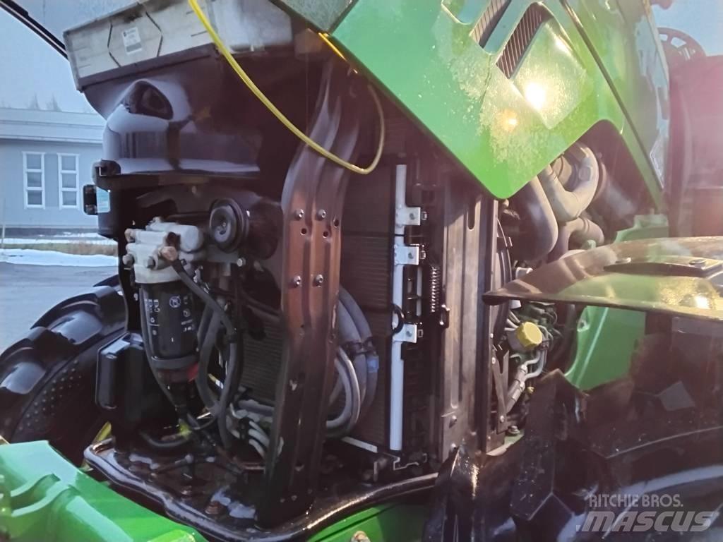 John Deere 6195 R Tractoren