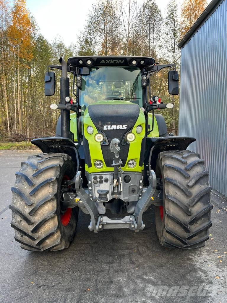 CLAAS Axion 870 Tractoren