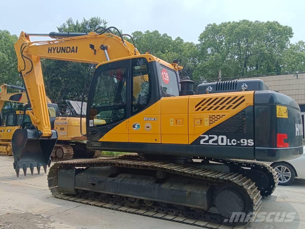 Hyundai R220LC-9S Rupsgraafmachines