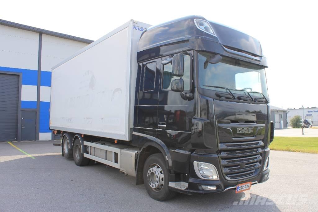 DAF XF530 FAS Bakwagens met gesloten opbouw