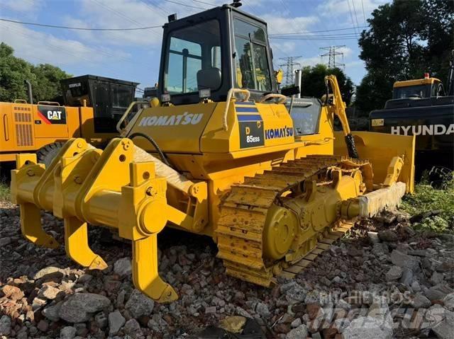 Komatsu D 85 Rupsdozers