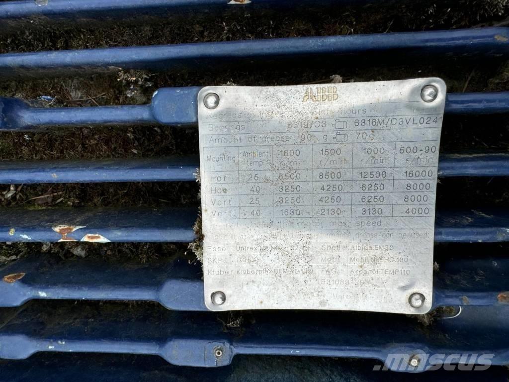 Lindner Komet 2800 Shredders