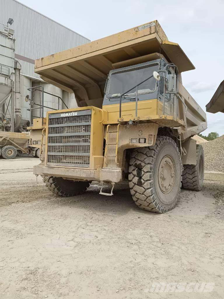 Komatsu HD 605-5 Starre dumpers