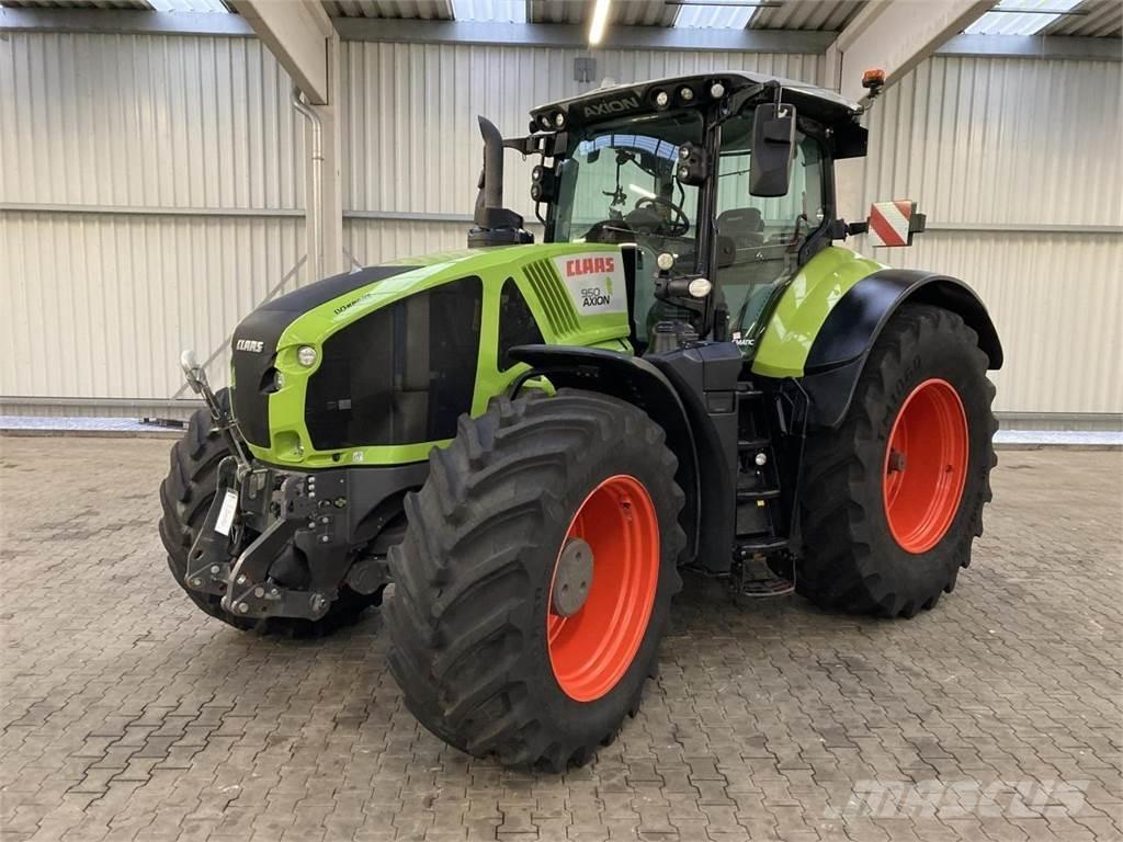 CLAAS Axion 950 Tractoren
