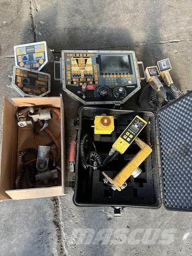 Volvo P 6820C Asfaltafwerkmachines