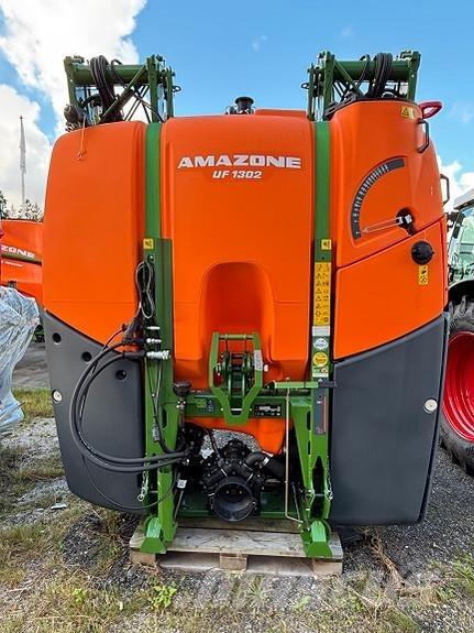 Amazone UF 1302 Zelfrijdende spuitmachines