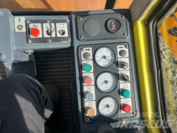 Bomag BW211 D-3 Asfaltafwerkmachines