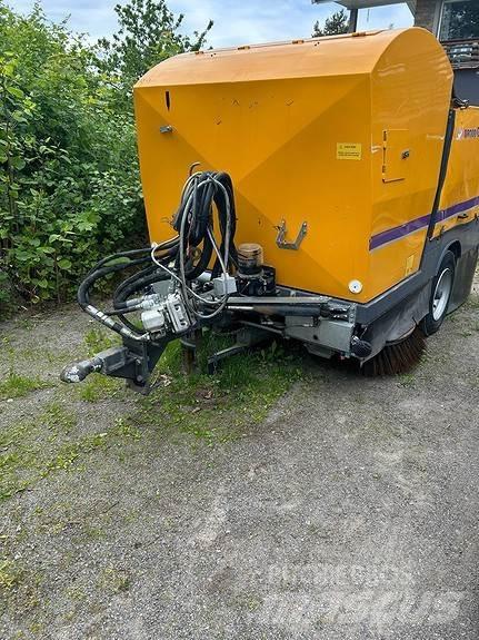  Broddgothia Overige wegenonderhoudsmachines