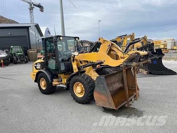 CAT 906H Wielladers