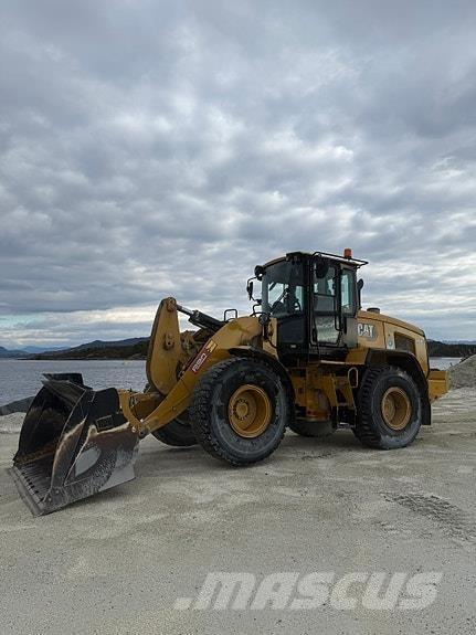 CAT 930M Wielladers