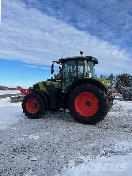CLAAS Arion 610 Tractoren