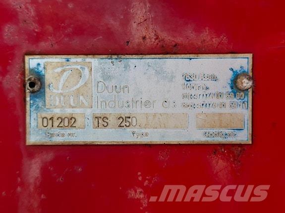 Duun TS 250 Overige wegenonderhoudsmachines