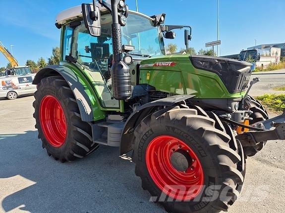 Fendt 211 Tractoren
