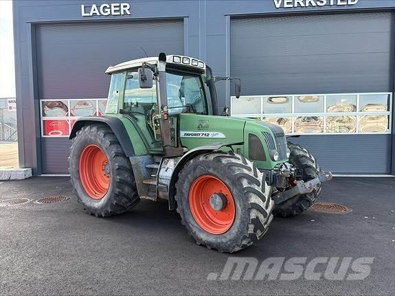 Fendt 712 Favorit Tractoren