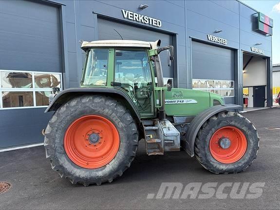 Fendt 712 Favorit Tractoren