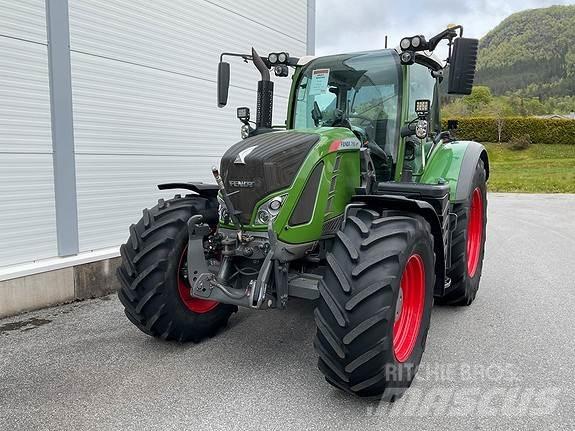 Fendt 718 Tractoren