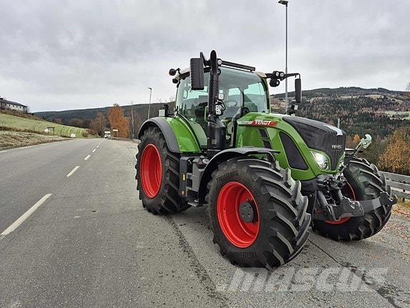 Fendt 724 Tractoren
