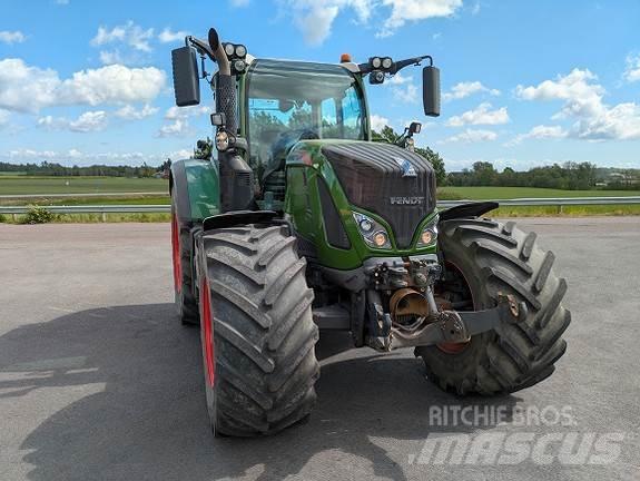 Fendt 724 S4 Vario Tractoren