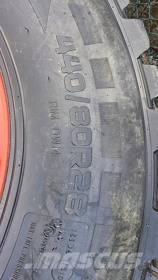 Fendt 724 Vario Tractoren