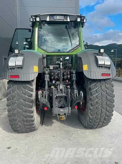 Fendt 828 Vario Tractoren