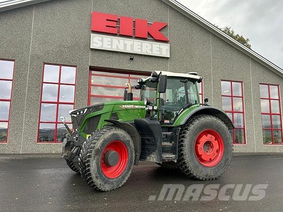 Fendt 942 VARIO Tractoren