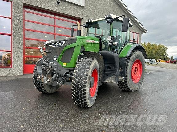 Fendt 942 VARIO Tractoren
