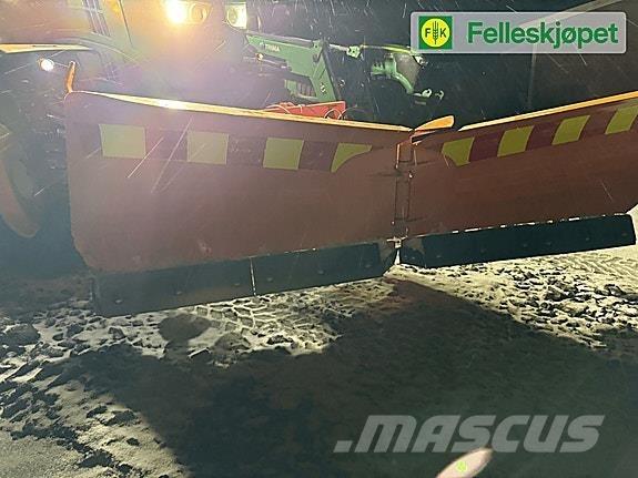 FMG Nivelaura Overige wegenonderhoudsmachines